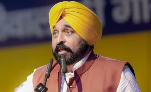 ਪੰਜਾਬ ‘ਚ ਭ੍ਰਿਸ਼ਟਾਚਾਰ ਵਿਰੁੱਧ ਵੱਡੀ ਕਾਰਵਾਈ: 10 ਸਰਕਾਰੀ ਕਰਮਚਾਰੀ ਗ੍ਰਿਫ਼ਤਾਰ, ਵਿਜੀਲੈਂਸ ਰਿਪੋਰਟ ‘ਚ ਚੌਕਾਉਂਦੇ ਖੁਲਾਸੇ…