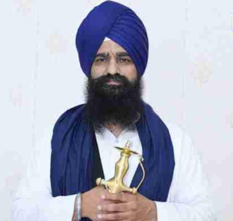 ਤਾਮਿਲ ਸਿੱਖ ਨਾਲ ਅਪਮਾਨਜਨਕ ਵਰਤਾਰਾ: ਸ੍ਰੀ ਅਕਾਲ ਤਖ਼ਤ ਜਥੇਦਾਰ ਵੱਲੋਂ Air India ਸਟਾਫ਼ ‘ਤੇ ਕੜੀ ਕਾਰਵਾਈ ਦੀ ਮੰਗ…