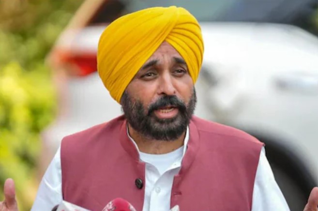 Punjab Floods : ਪੰਜਾਬ ਦੇ ਸਾਰੇ 23 ਜ਼ਿਲ੍ਹੇ ਹੜ੍ਹਾਂ ਨਾਲ ਪ੍ਰਭਾਵਿਤ, ਰਾਜ ਸਰਕਾਰ ਵੱਲੋਂ ਆਫ਼ਤ ਪ੍ਰਭਾਵਿਤ ਸੂਬਾ ਐਲਾਨਿਆ…
